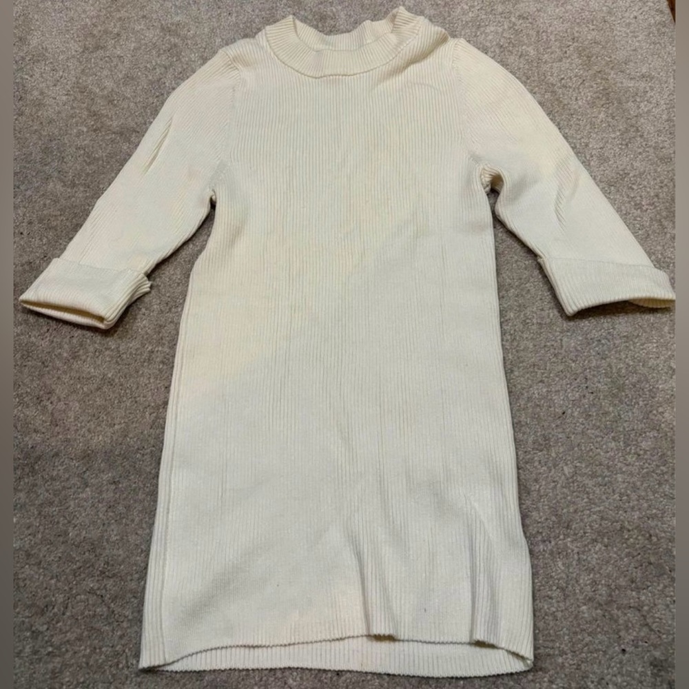 Ribbed cream sweater